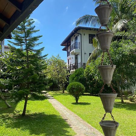 Lagoon Boutique Hotel Kanattegoda Buitenkant foto