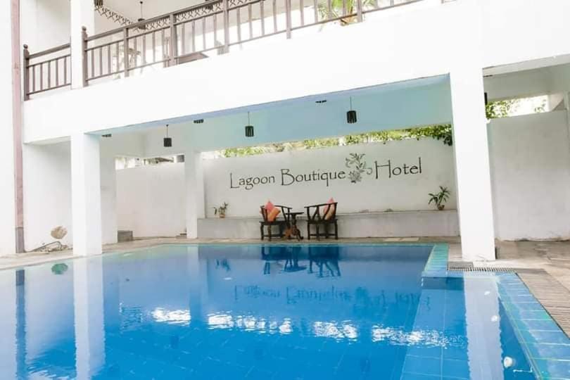 Lagoon Boutique Hotel Kanattegoda Buitenkant foto