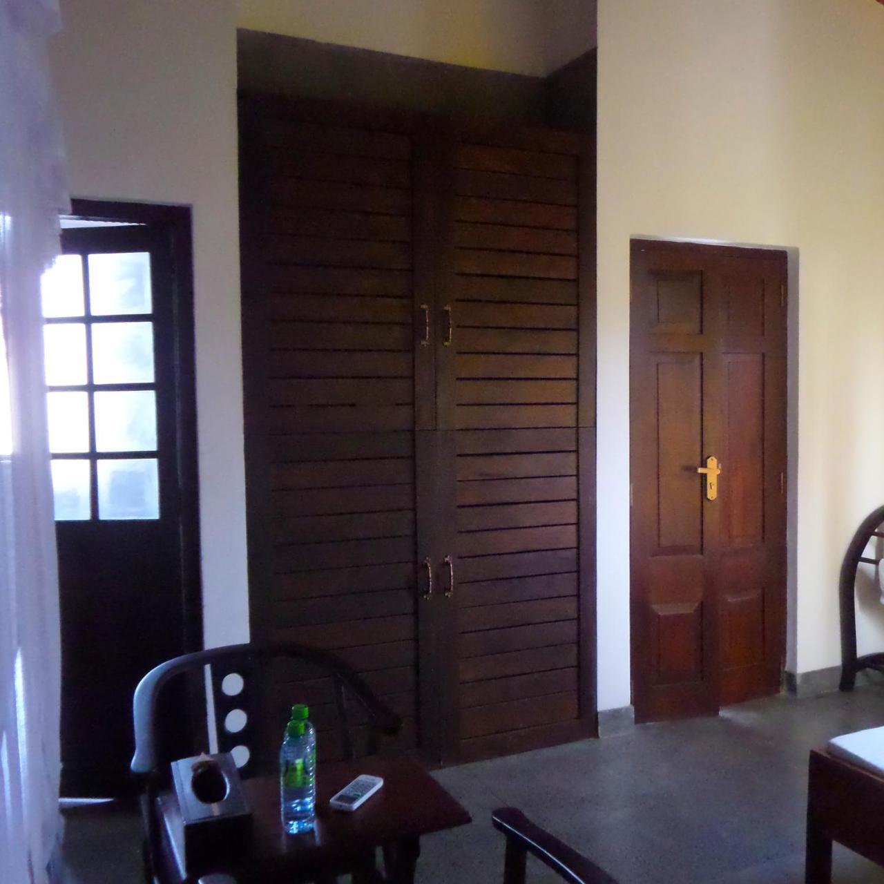 Lagoon Boutique Hotel Kanattegoda Buitenkant foto